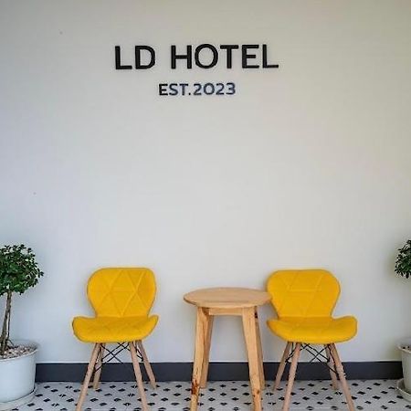 แอ่ว-ดีld Hotel&Residences Ngao エクステリア 写真