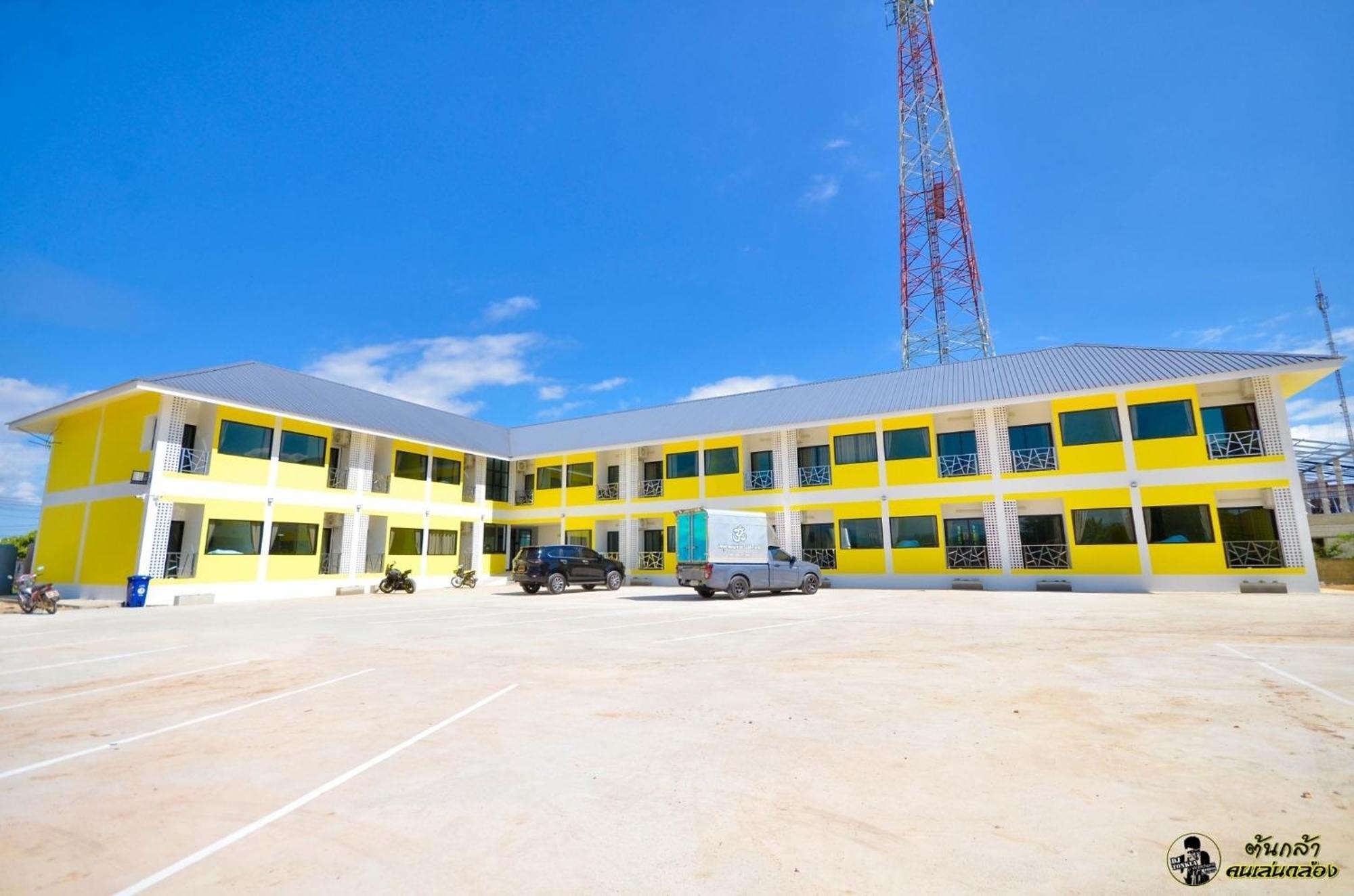 แอ่ว-ดีld Hotel&Residences Ngao エクステリア 写真