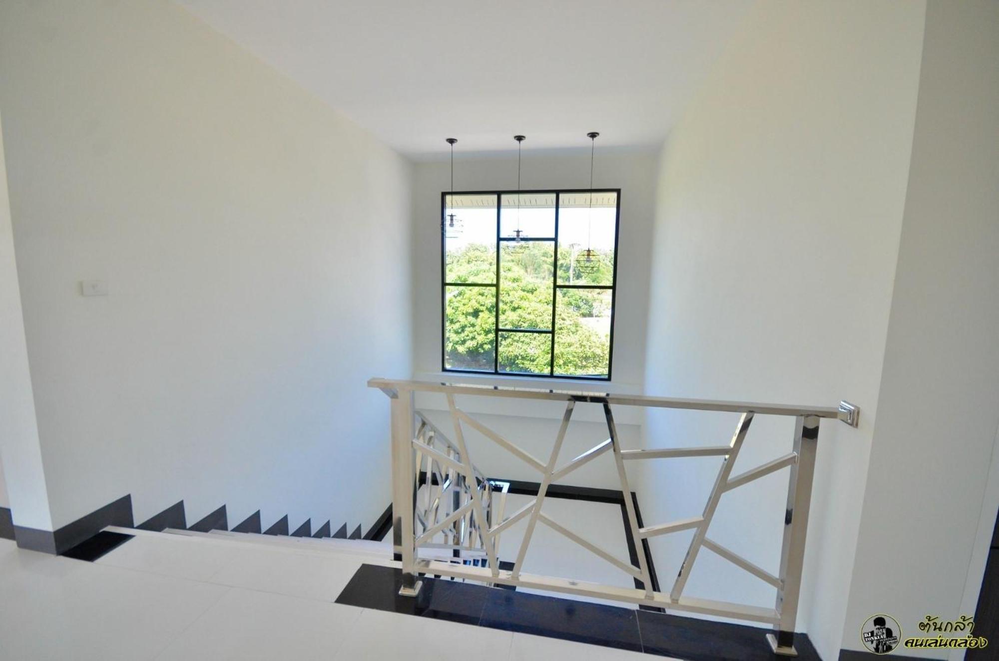 แอ่ว-ดีld Hotel&Residences Ngao エクステリア 写真