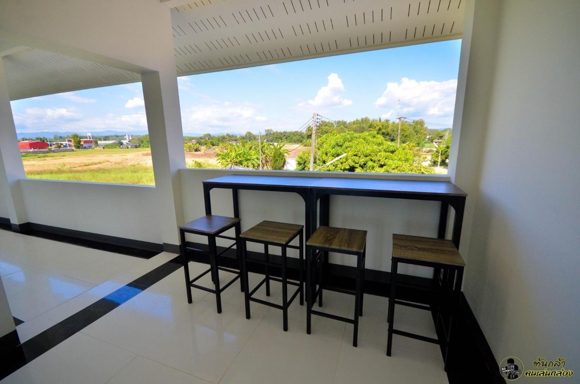 แอ่ว-ดีld Hotel&Residences Ngao エクステリア 写真