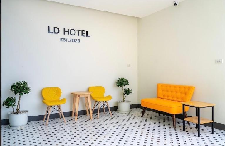 แอ่ว-ดีld Hotel&Residences Ngao エクステリア 写真